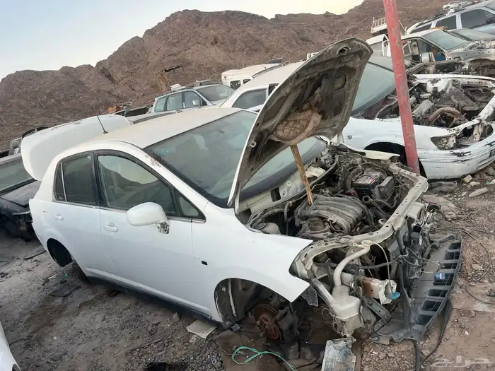 نيسان تيدا 2005 0