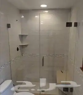 زجاج الشاور. شاور كباين. أبواب. المونيوم. سيكوريت. 1