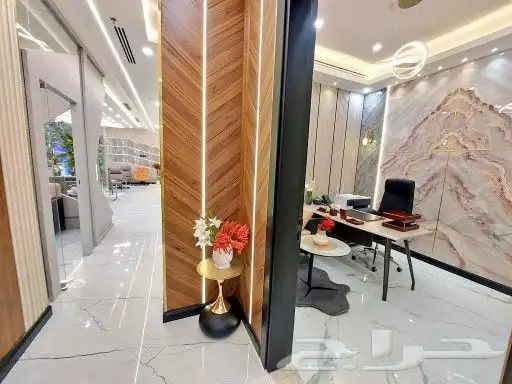مكتب جاهز للإيجار في العليا مساحة 152م 12