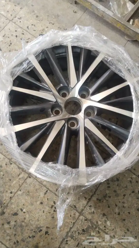 جنوط لكزس اي اس 350 اصلي وكاله 0