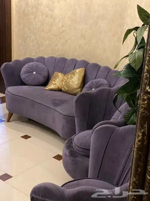 كنب و أثاث منزلي للبيع 1