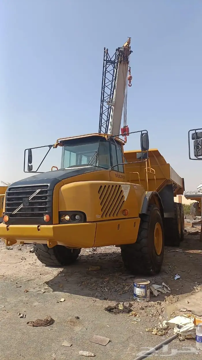 دنمبر فولفو مقاس 40 للايجار الشهري 0