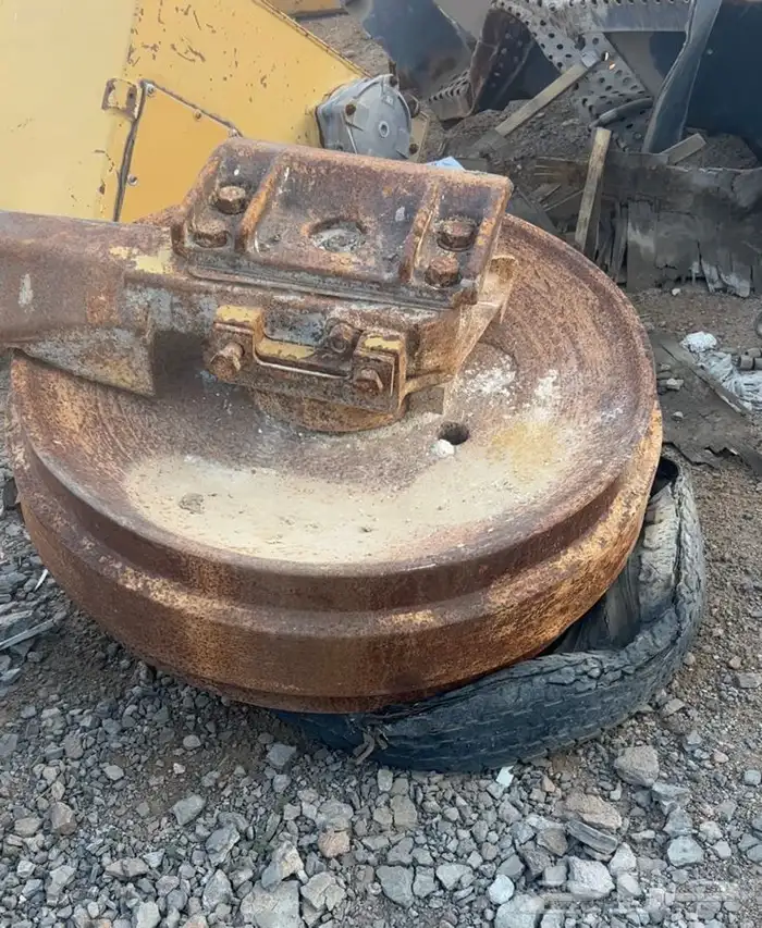 قطع بلدوزر كوماتسو 155 مستعمله 0