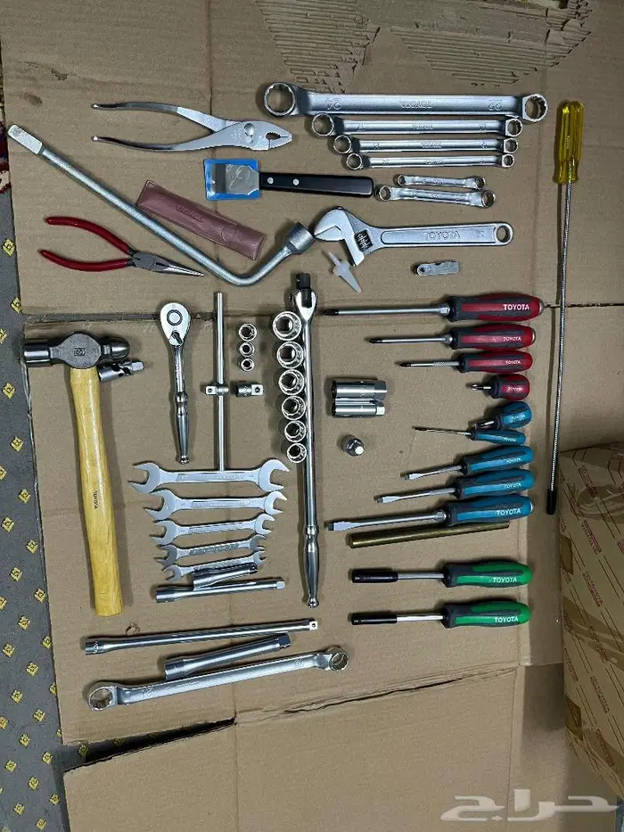 معدات تويوتا اصليه 5