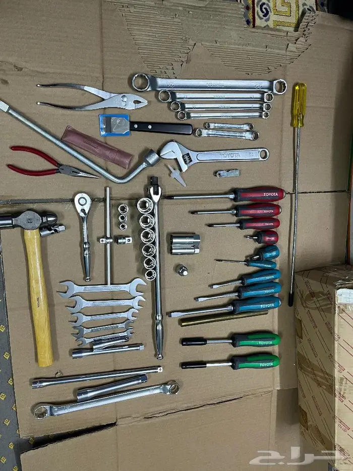 معدات تويوتا اصليه 7