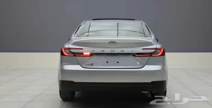 كامري ال اي بنزين - ابيض - فضي- رمادي 4