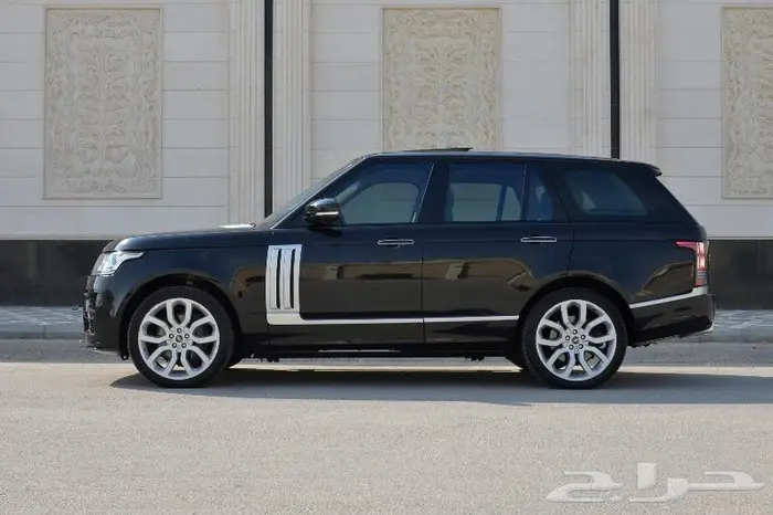 لاندروفر رنج روفر فوج SE سوبر تشارج 2013 نظيف 3