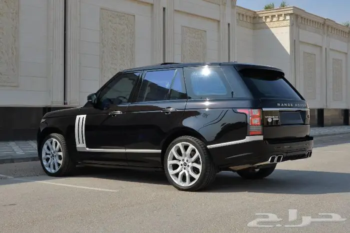 لاندروفر رنج روفر فوج SE سوبر تشارج 2013 نظيف 10