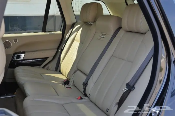 لاندروفر رنج روفر فوج SE سوبر تشارج 2013 نظيف 30