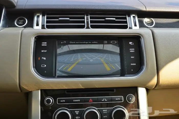 لاندروفر رنج روفر فوج SE سوبر تشارج 2013 نظيف 32