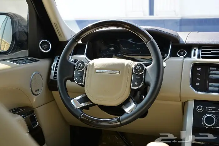 لاندروفر رنج روفر فوج SE سوبر تشارج 2013 نظيف 34