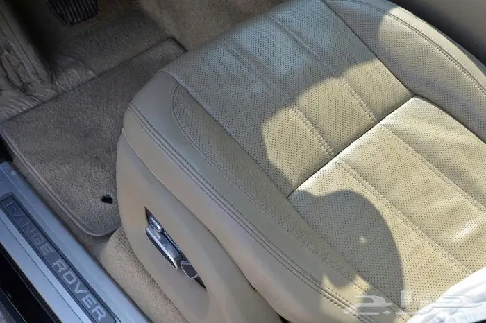 لاندروفر رنج روفر فوج SE سوبر تشارج 2013 نظيف 36