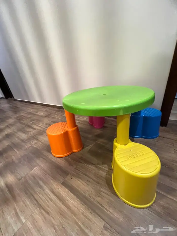 طاولة أطفال 0
