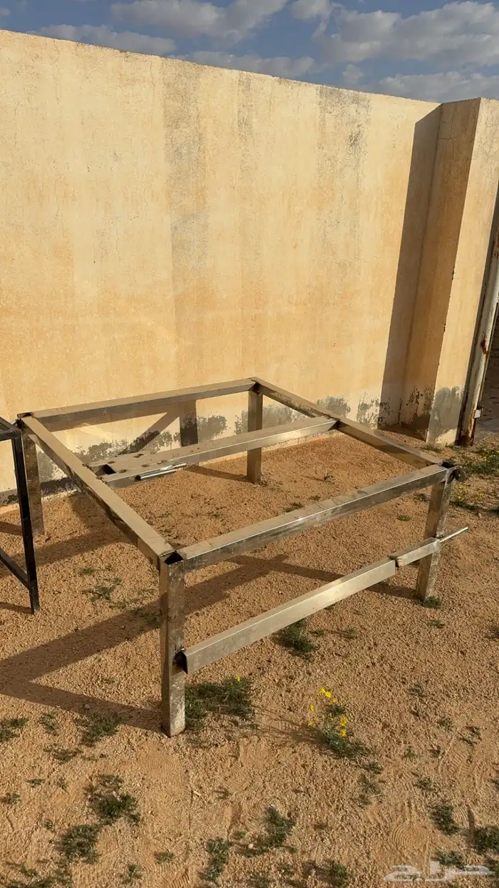 قاعدة حديد 0