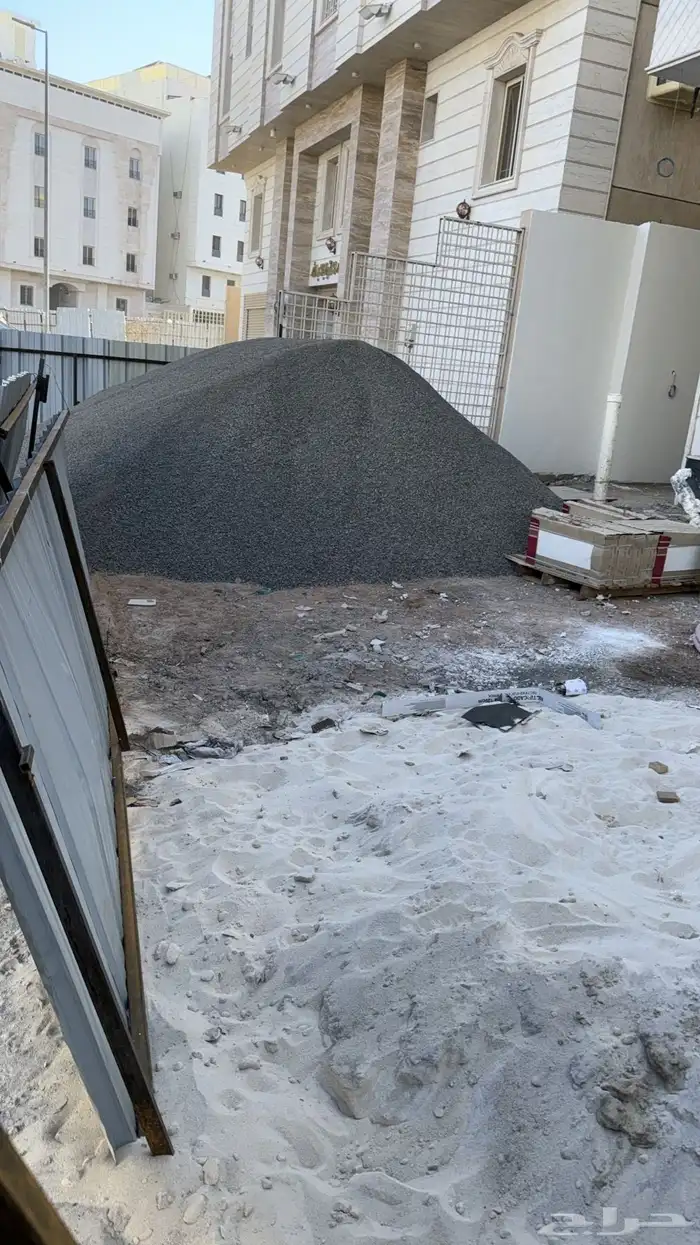 رمل ابيض احمر خرسان زيرو فايف بحص 4