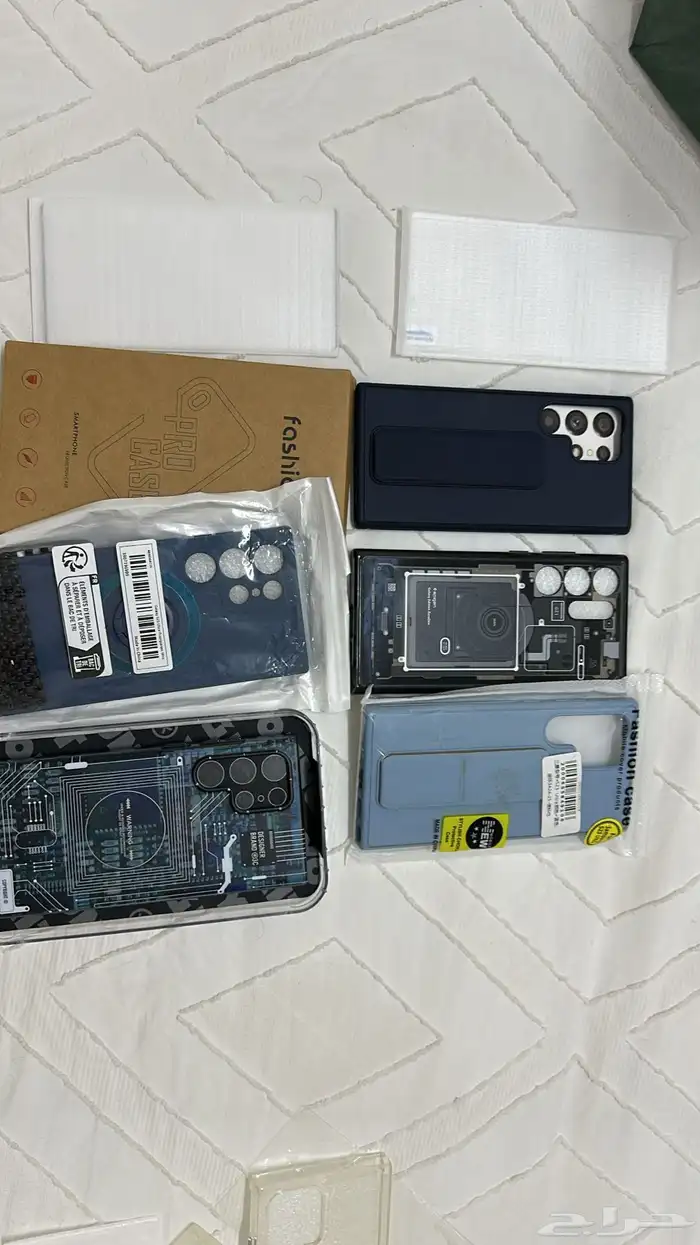 للبيع كفوات وحماية شاشة s22 s23 s24 galaxy ultra 7