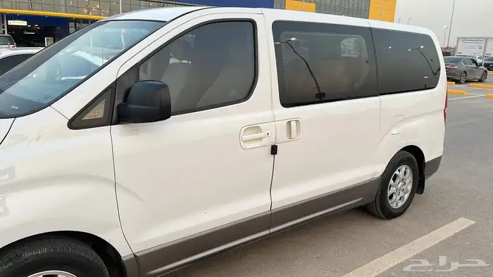 اجار سيارة H1 مع السائق في الرياض 0
