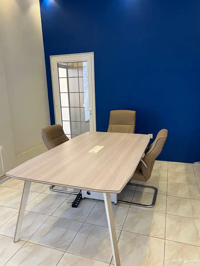 طاولة اجتماعات 3