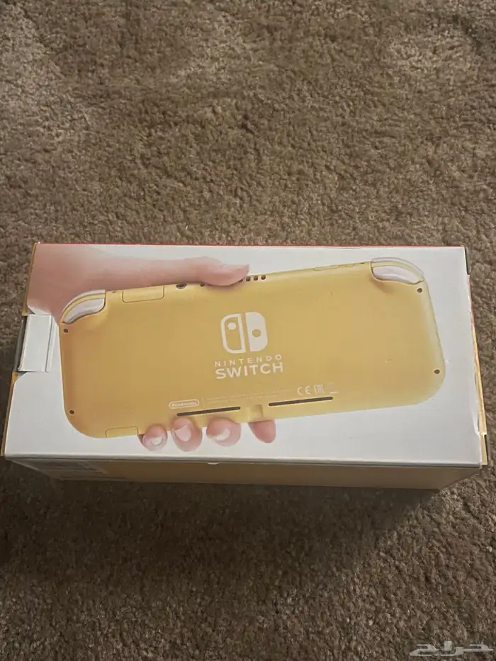Nintendo نتيندو سويتش لايت 7