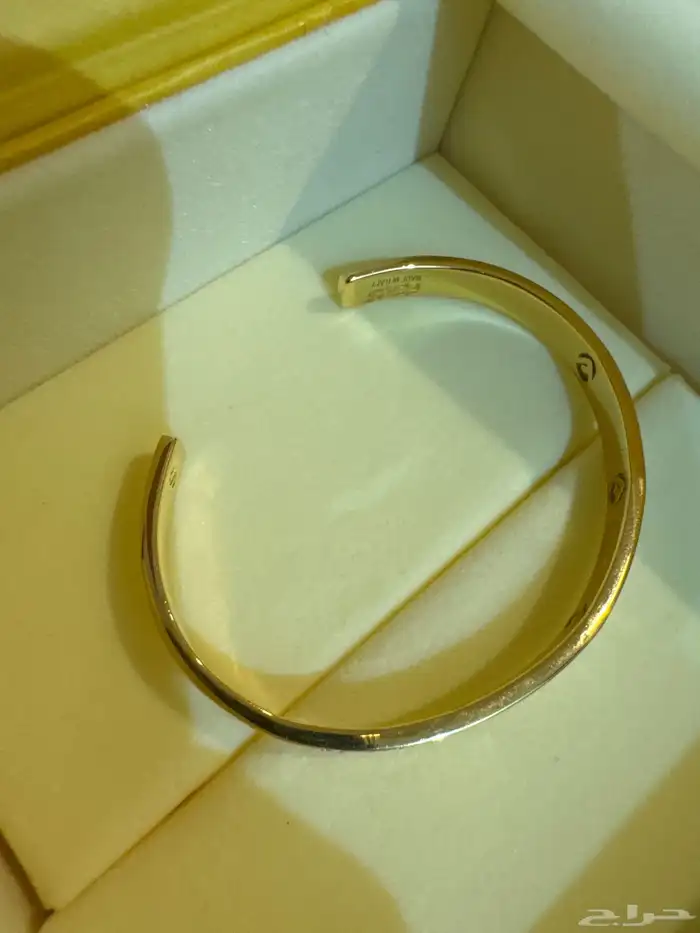 اسواره فندي اصليه معها الفاتوره وكامل الملحقات 7