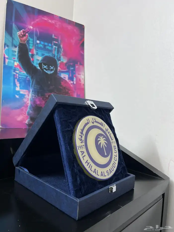 وسام نادي الهلال عام 2000 اصلي 2