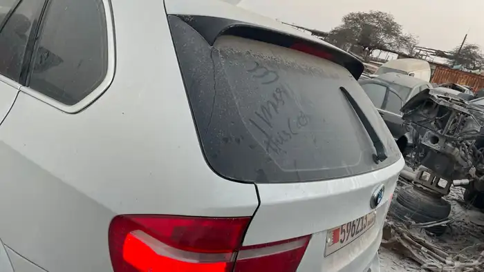 bmw x5 قطع غيار فقط 25
