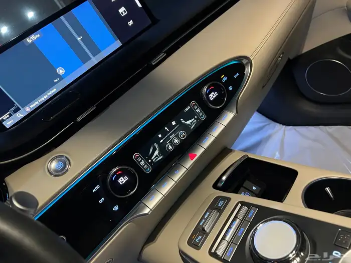 جنسيس GV70 ديزل 2021 بدي وكاله على الشرط 19