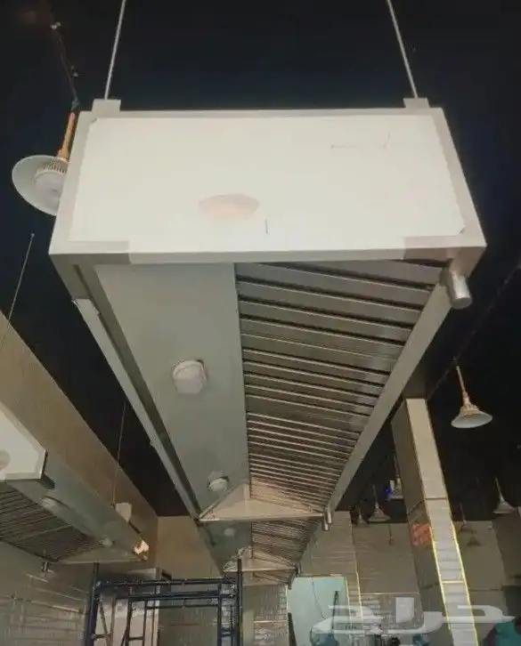 معلم مدخنة مطاعم.. 1