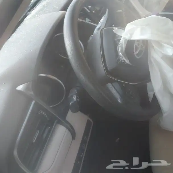 تويوتا كامري 22 لؤلؤي قطع غيار فقط 4