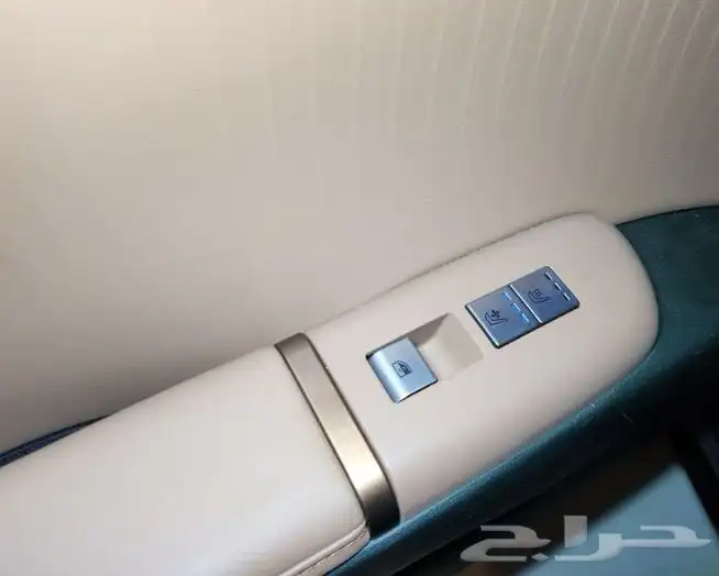 ازيرا جرافيتي 2.5 بنزين 2023 تم البيع 19