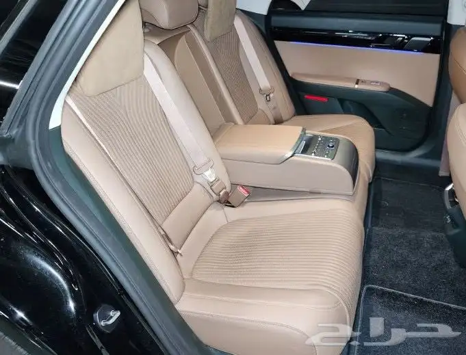 ازيرا جرافيتي 2.5 بنزين 2023 تم البيع 2