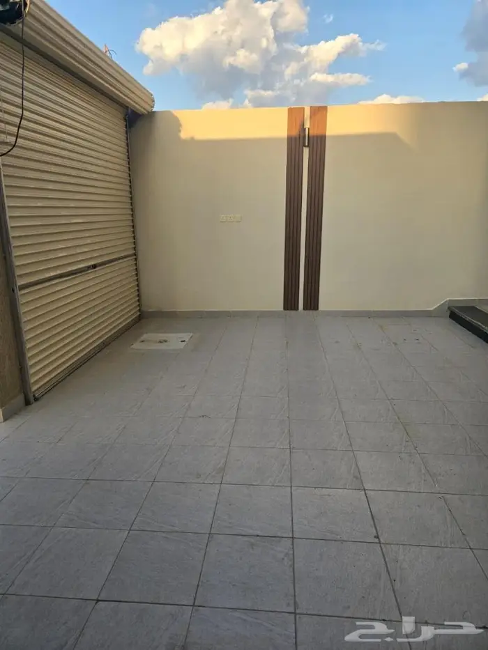 فيلا فاخرة للبيع بحي الرياض جدة 2