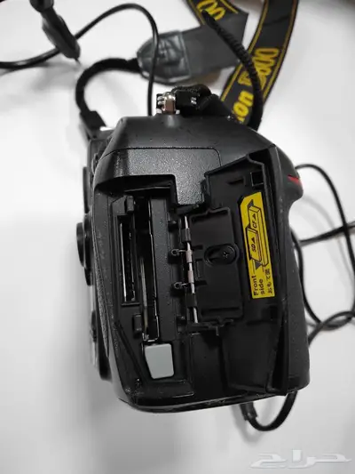 للبيع كاميرا فل فريم نيكون D800 Nikon 6