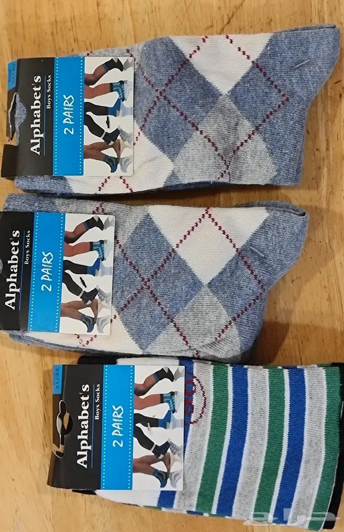 بوكسرات وجوارب اطفال جديده للبيع 1