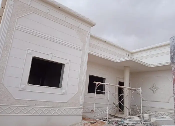 معلم ديكورات خريجه 13