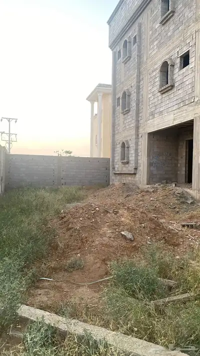 عماره استثمارية مسلح للبيع في مخطط المحله الجديده 3