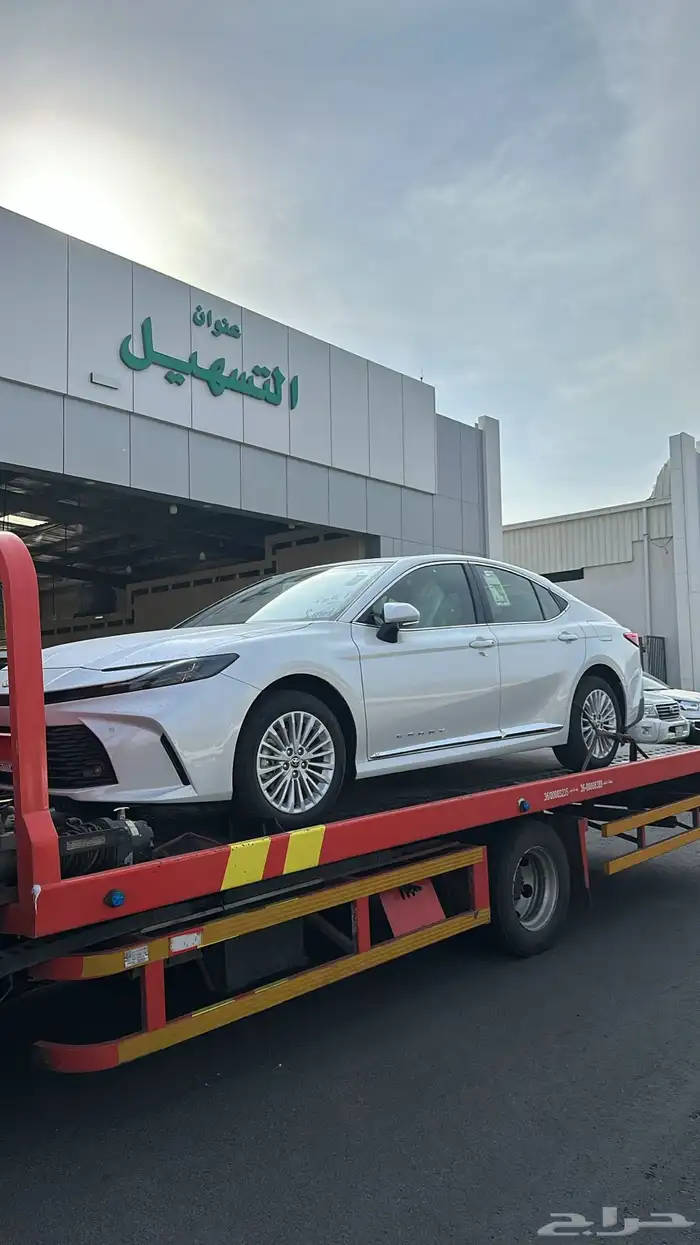 كامري 2025 فتحه بنزين فئة LE اصفار سعودي السعر125 38