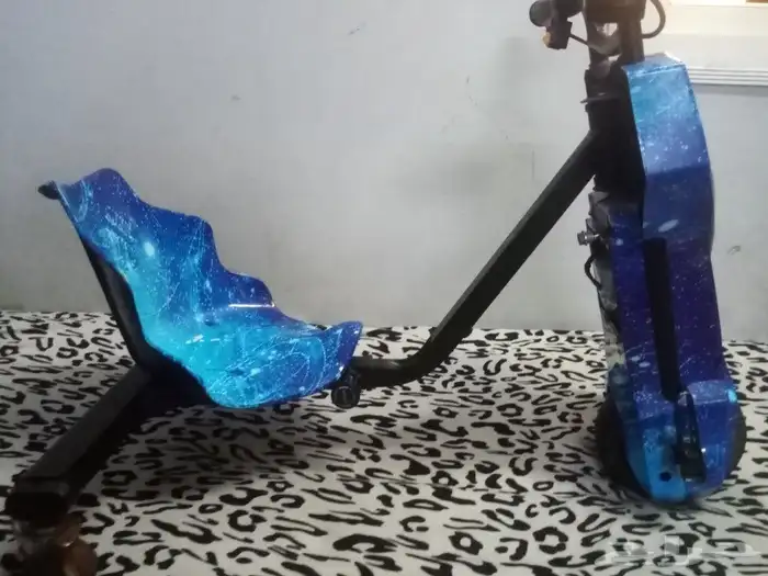 للبيع سكوتر كهربائي 1
