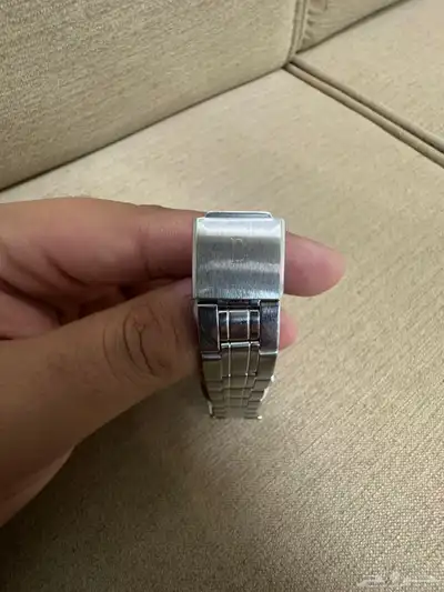 ساعة سويسرية بوشرير 9