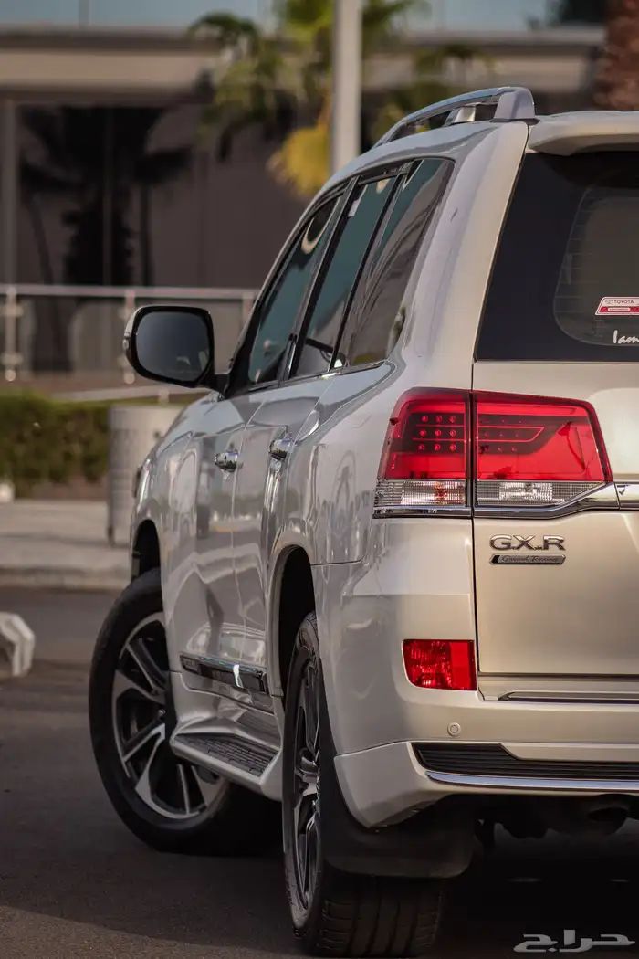 تصوير سيارات احترافي 3