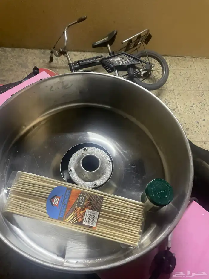 مكينة غزل بنات شبه نظيفه 0