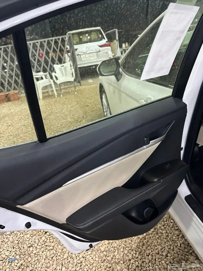 كامري 2025 فتحه بنزين فئة LE اصفار سعودي السعر125 36