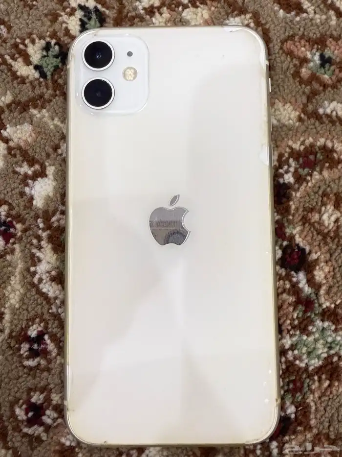 ايفون 11 العادي 6