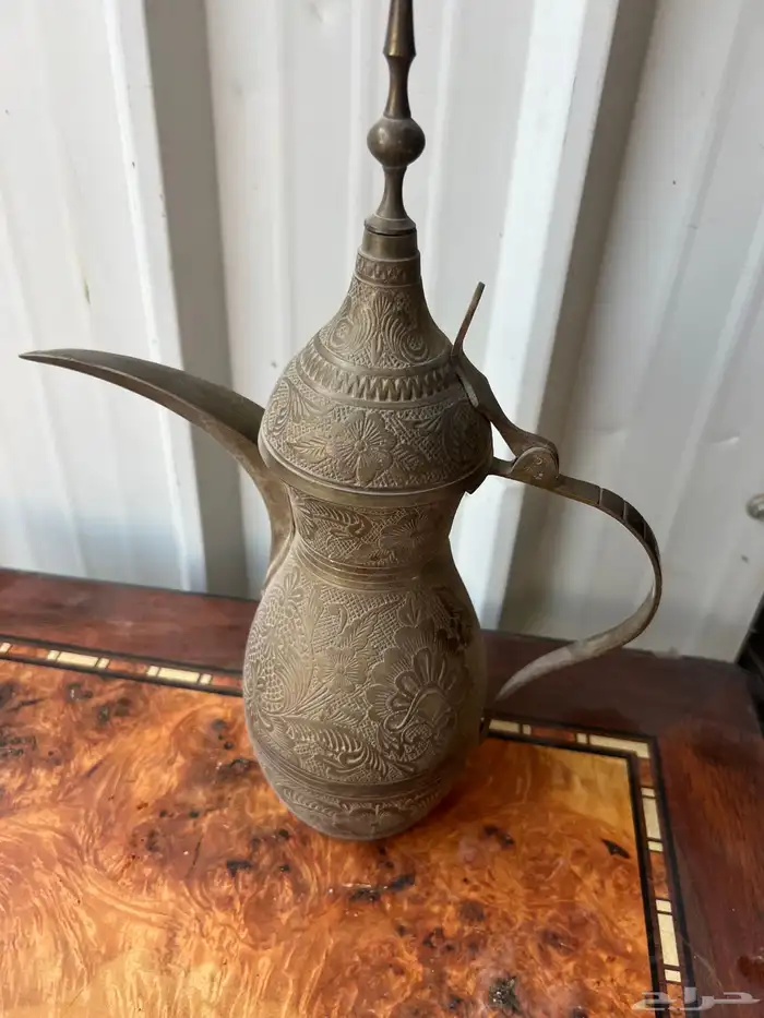 دلة قهوه قديمه تراث 0