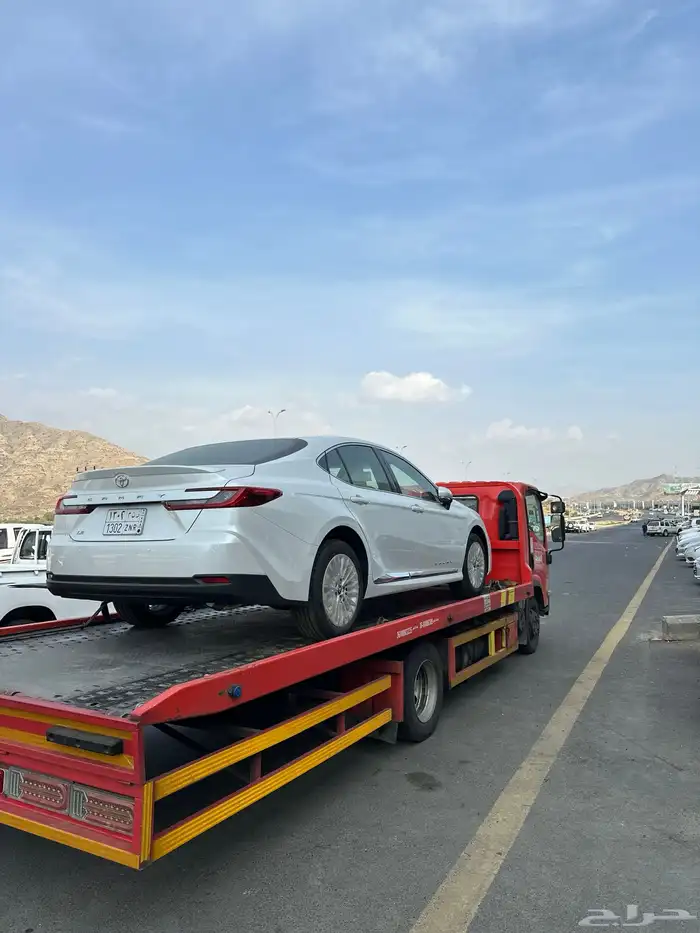 كامري 2025 فتحه بنزين فئة LE اصفار سعودي السعر125 41