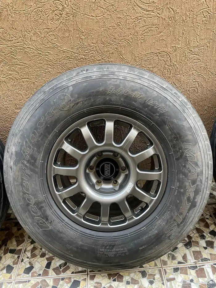 للبيع كفرات بالون ماكسس و جنوط BRRID اصلي جديده 3