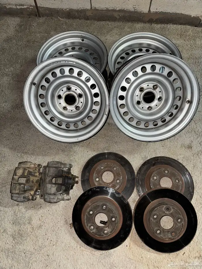 جنوط 15 وكليبرات وهوبات هايلكس 2017 0