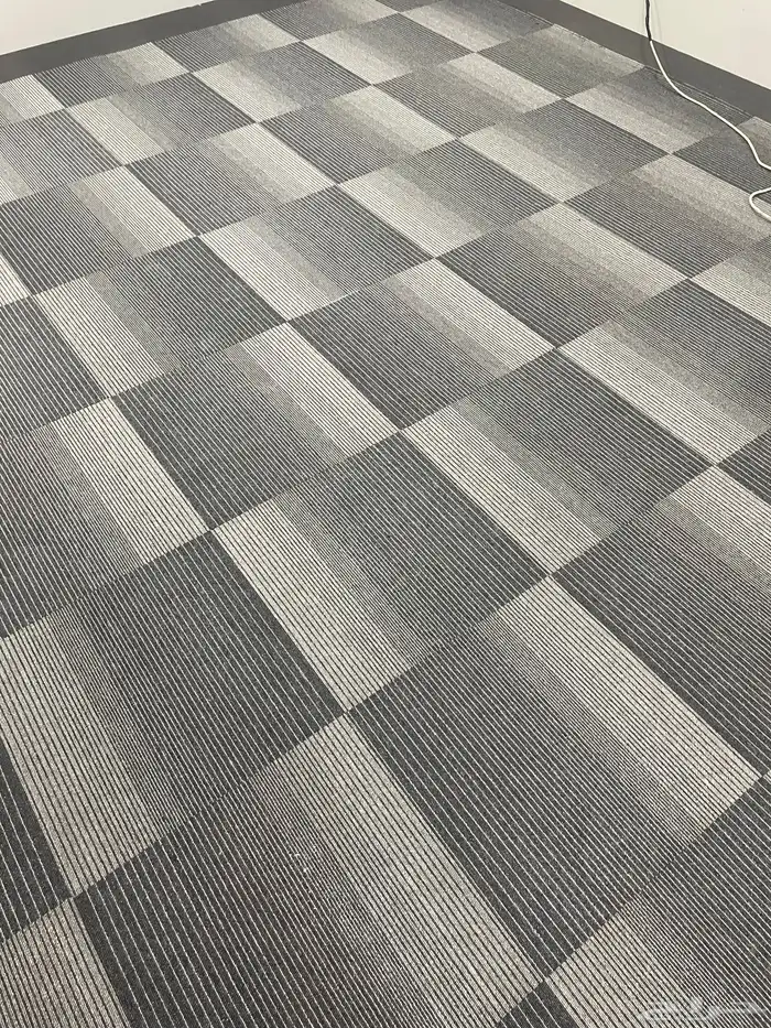 بلاط موكيت مكتبي 8