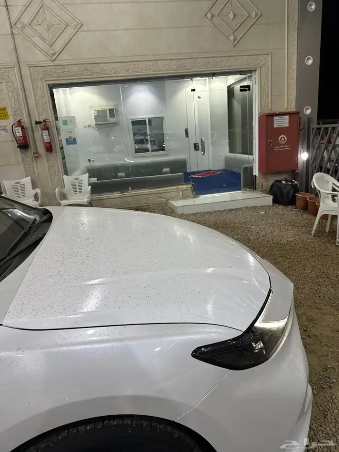 كامري 2025 فتحه بنزين فئة LE اصفار سعودي السعر125 17