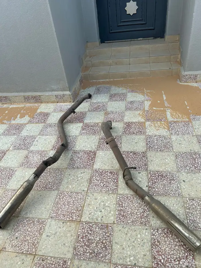 غطاء صدام خلفي ووصله مخرجين سييرا 1